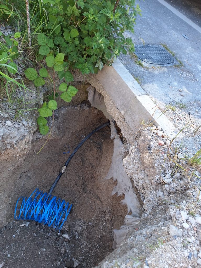 Photo-5-reparation-fuite-eau-exterieur-par-plomberie-moronval